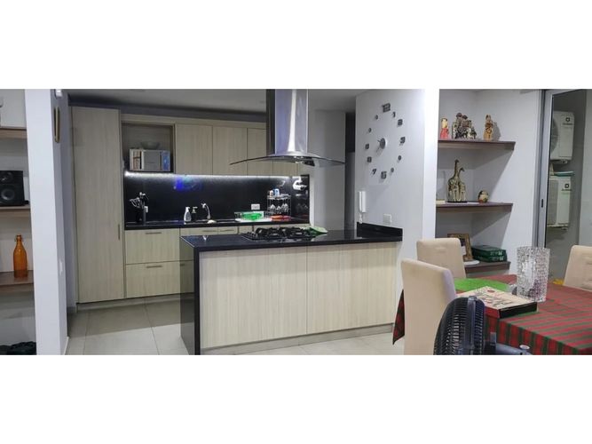 Apartamento en venta en Ciudad Jardin, Barranquilla, 84 m² · foto 3 de 10
