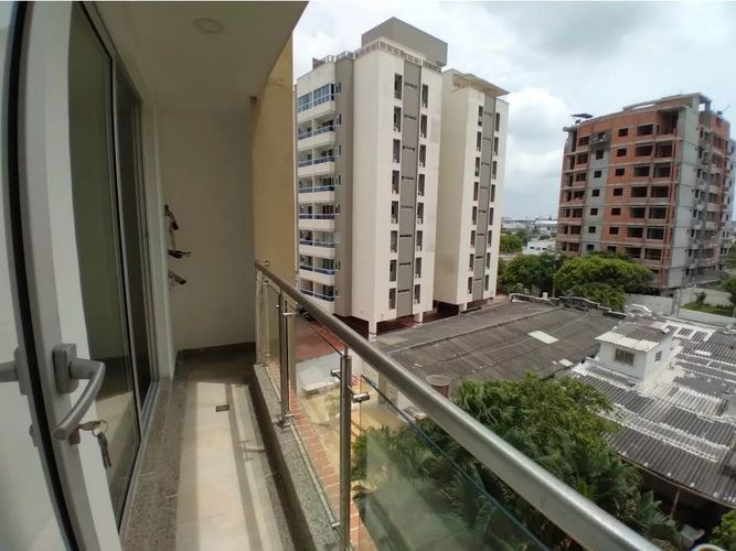 Apartamento en venta en Ciudad Jardin, Barranquilla, 84 m² · foto 6 de 10