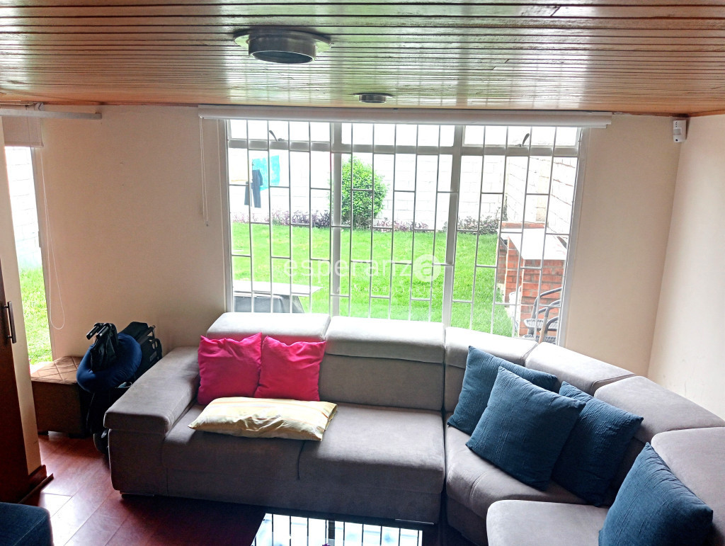 Casa en venta en Andes Norte, Bogotá · foto 3 de 24