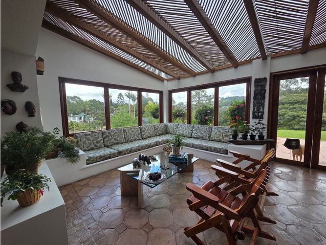 Finca en venta en La Clarita, Guarne, 450 m² · foto 3 de 24