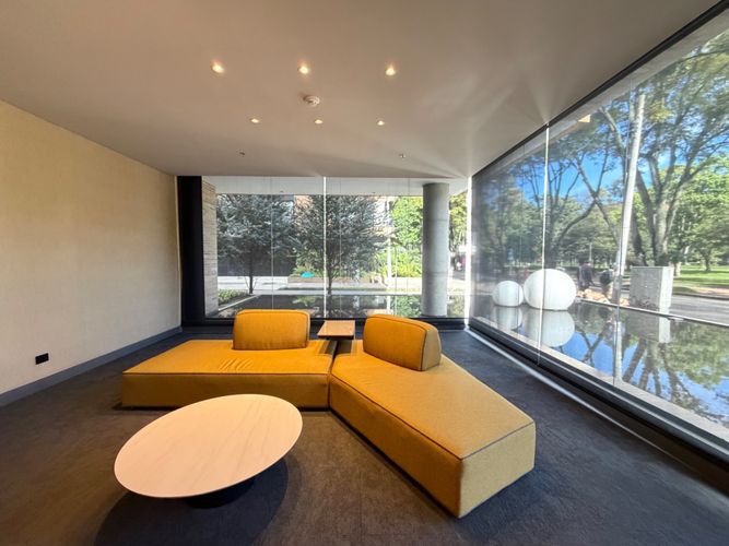 Apartamento de 2 alcobas en venta en El Virrey, Bogotá, 179 m² · foto 22 de 24
