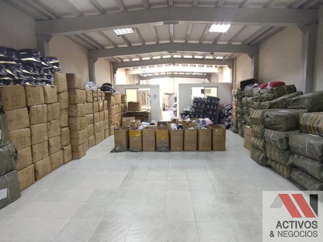 Bodega en venta en Prado, Medellín, 485 m² · foto 2 de 24