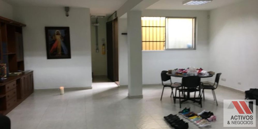 Bodega en venta en Prado, Medellín, 485 m² · foto 13 de 24
