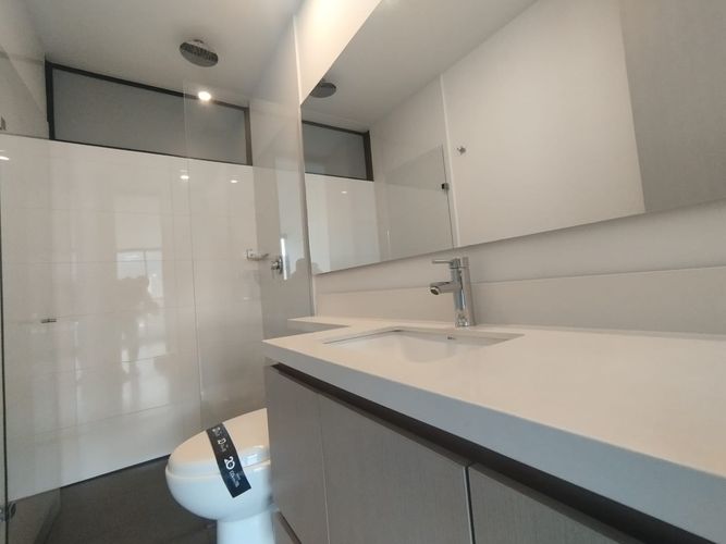 Apartamento de 2 alcobas en arriendo en El Poblado, Medellín, 103 m² · foto 3 de 20