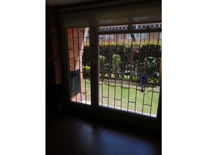 Casa de 3 alcobas en venta en Cedro Golf, Bogotá, 126 m² · foto 2 de 11