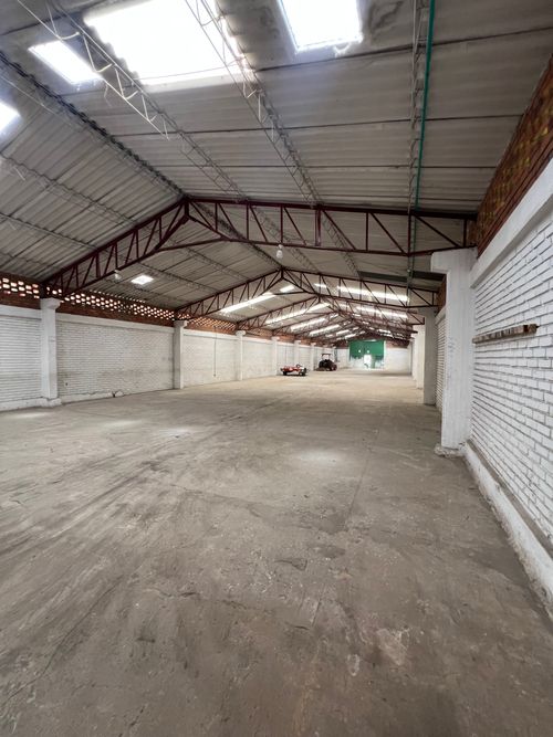 Bodega en arriendo en Pueblo Viejo, Cota, 1184 m² · foto 3 de 11