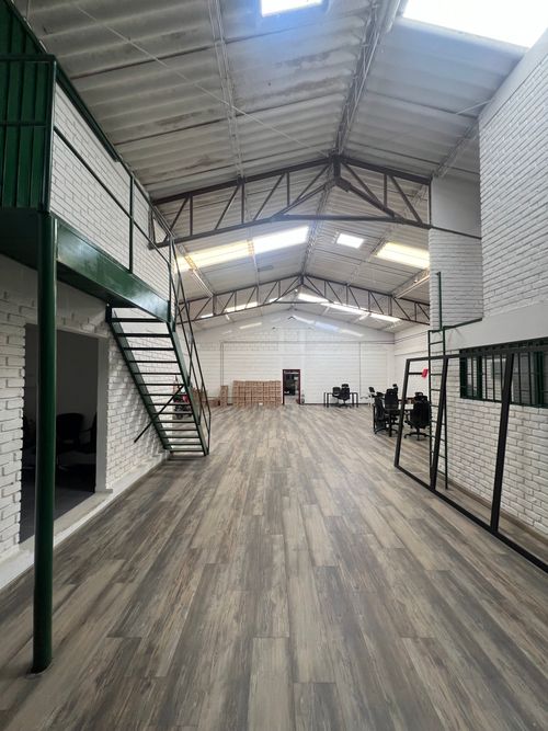 Bodega en arriendo en Pueblo Viejo, Cota, 1184 m² · foto 7 de 11