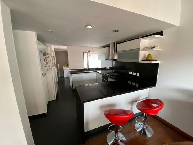 Apartamento en venta en Santa Barbara, Bogotá · foto 6 de 24