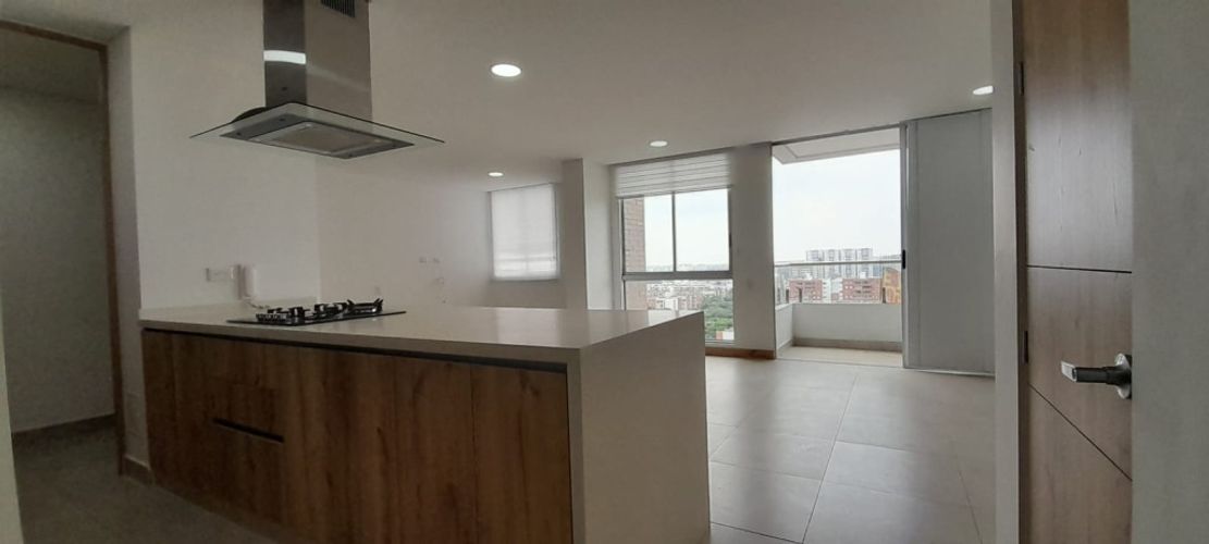 Apartamento de 2 alcobas en venta en Valle Del Lili, Cali, 99 m² · foto 6 de 24
