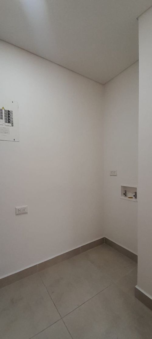 Apartamento de 2 alcobas en venta en Valle Del Lili, Cali, 99 m² · foto 12 de 24