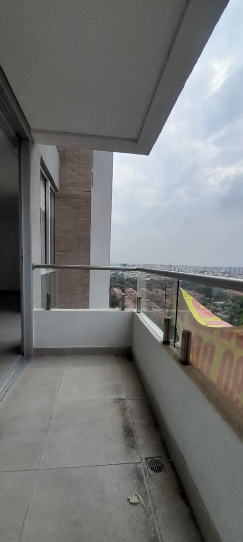 Apartamento de 2 alcobas en venta en Valle Del Lili, Cali, 99 m² · foto 17 de 24