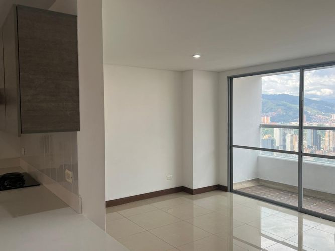 Apartamento de 3 alcobas en venta en Cañaveralejo, Medellín, 108 m² · foto 7 de 18