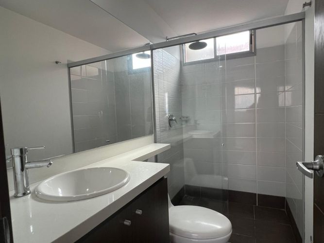 Apartamento de 3 alcobas en venta en Cañaveralejo, Medellín, 108 m² · foto 10 de 18
