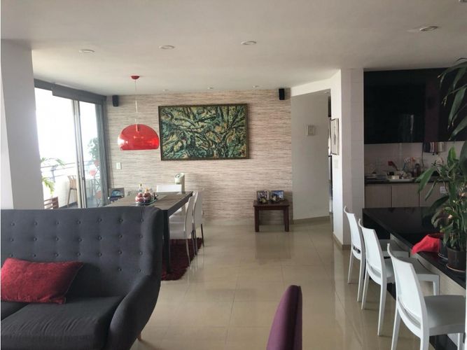 Apartamento de 3 alcobas en venta en Santa Isabel, Cali, 171 m² · foto 10 de 24