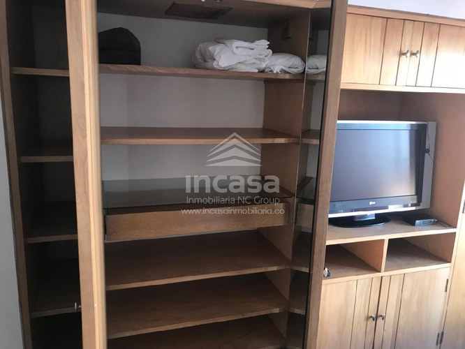 Apartaestudio en venta en Chico Norte, Bogotá, 47 m² · foto 3 de 11