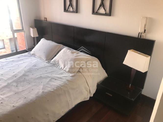 Apartaestudio en venta en Chico Norte, Bogotá, 47 m² · foto 4 de 11