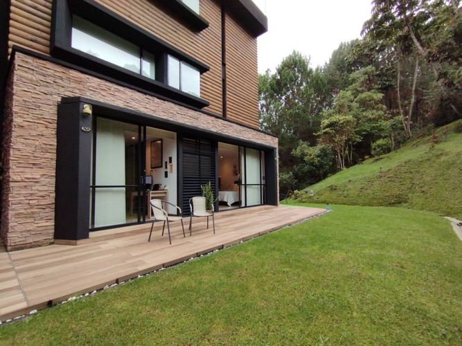 Apartamento de 3 alcobas en venta en Los Salados, El Retiro, 178 m² · foto 2 de 24