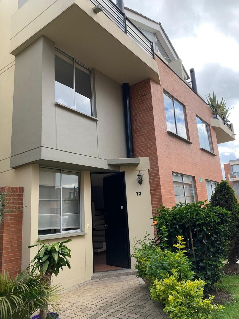 Casa en venta en Conjunto Residencial Reservas De Mallorca, Mosquera · foto 2 de 24