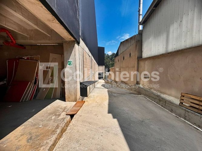 Bodega en arriendo en La Aldea, La Estrella, 1480 m² · foto 8 de 9