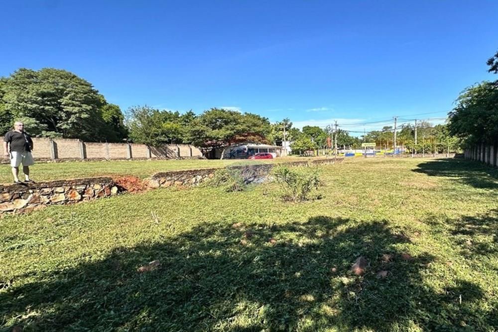 VENDO  DOS TERRENOS EN LUQUE — foto 3