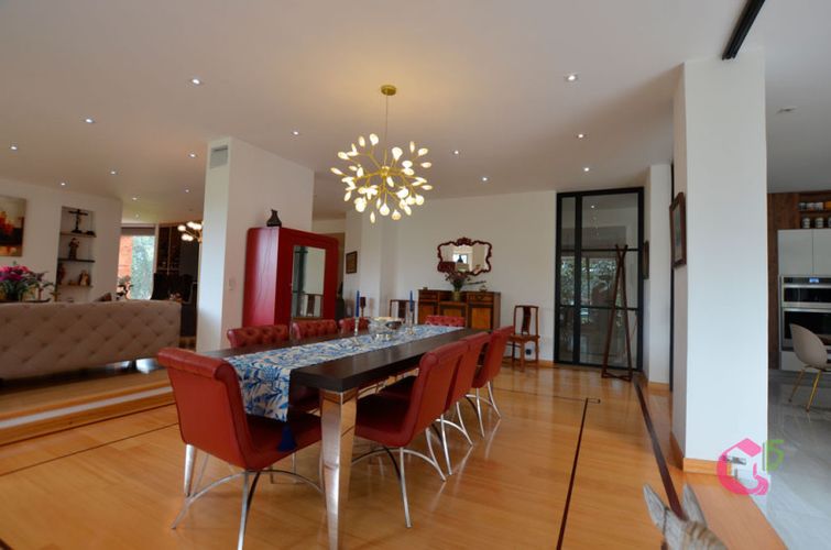 Apartamento de 4 alcobas en venta en Niza Suba, Bogotá, 440 m² · foto 5 de 20
