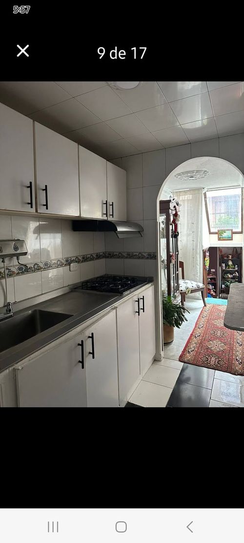Apartamento de 3 alcobas en venta en Atenas, Bogotá, 126 m² · foto 10 de 17