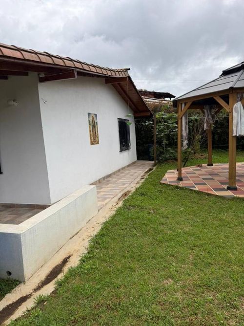 Casa de 3 alcobas en venta en La Brizuela, Guarne, 80 m² · foto 8 de 24
