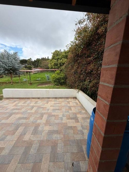 Casa de 3 alcobas en venta en La Brizuela, Guarne, 80 m² · foto 12 de 24