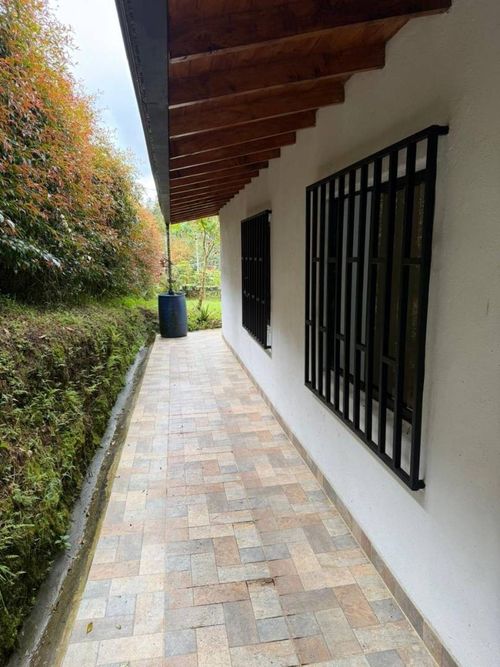 Casa de 3 alcobas en venta en La Brizuela, Guarne, 80 m² · foto 16 de 24