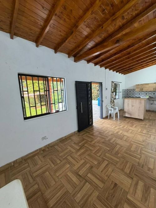 Casa de 3 alcobas en venta en La Brizuela, Guarne, 80 m² · foto 18 de 24