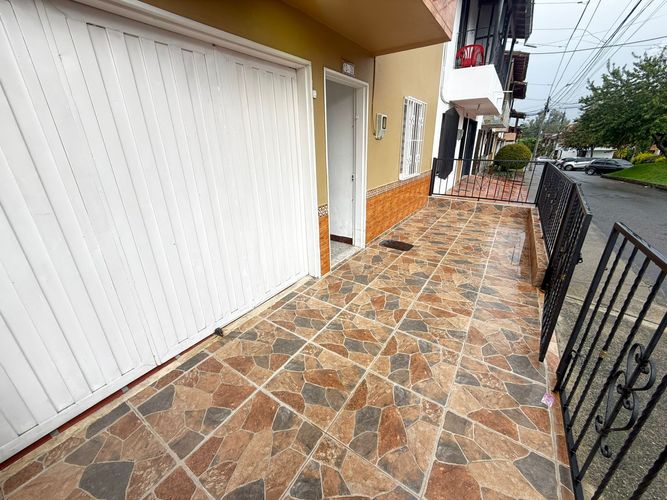 Casa de 4 alcobas en venta en La Ceja, 135 m² · foto 9 de 11