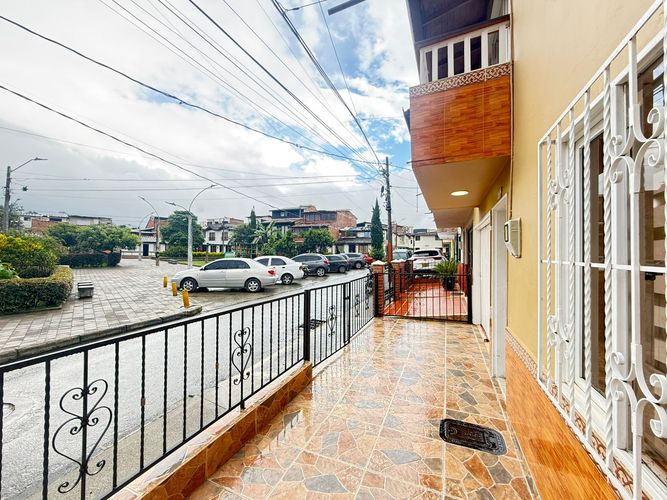 Casa de 4 alcobas en venta en La Ceja, 135 m² · foto 10 de 11