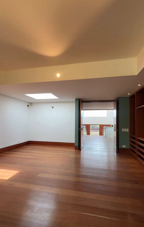 Casa de 4 alcobas en venta en Chico, Bogotá, 1000 m² · foto 6 de 19