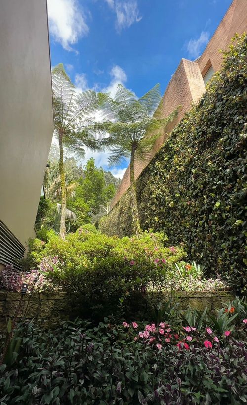 Casa de 4 alcobas en venta en Chico, Bogotá, 1000 m² · foto 19 de 19