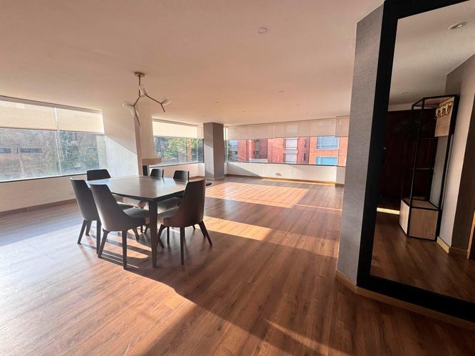 Apartamento de 4 alcobas en venta en Escuela De Infanteria, Bogotá, 134 m² · foto 13 de 16