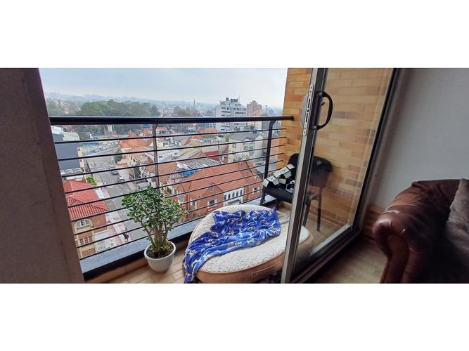 Apartaestudio en venta en Chapinero, Bogotá, 57 m² · foto 2 de 18