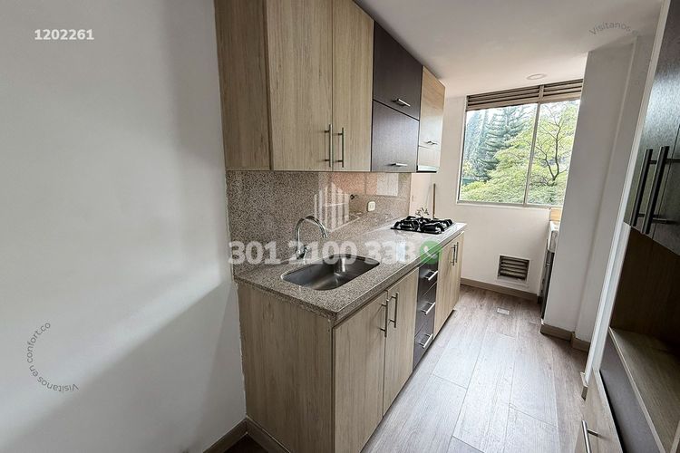 Apartamento de 3 alcobas en arriendo en Los Balsos, Medellín, 96 m² · foto 6 de 24