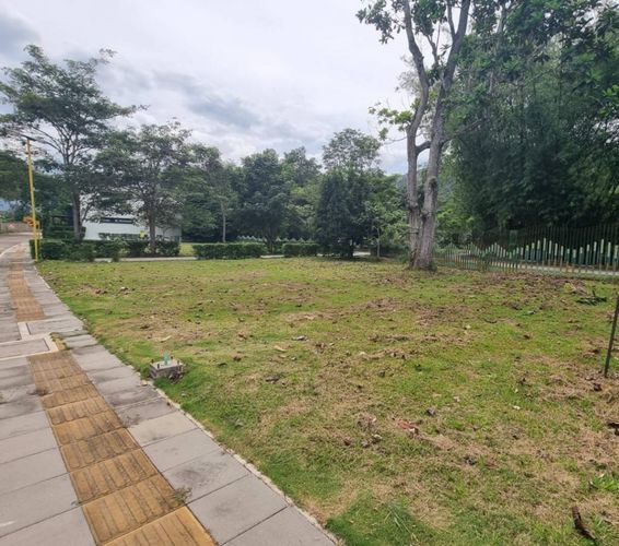 Lote en venta en Ruitoque, Floridablanca, 647 m² · foto 3 de 3