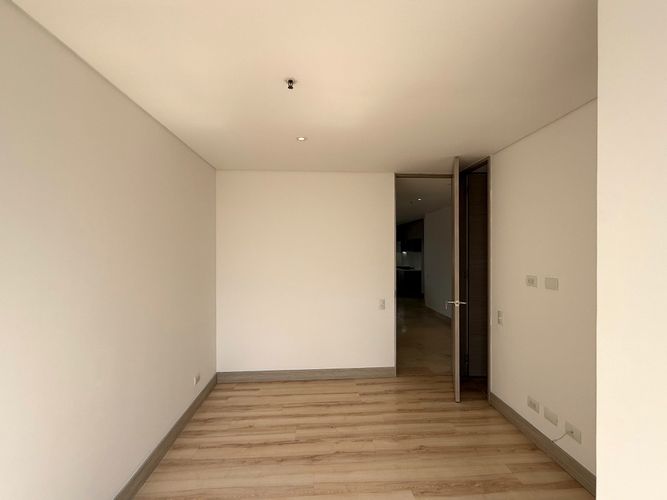 Apartamento de 3 alcobas en arriendo en El Poblado, Medellín, 172 m² · foto 13 de 18