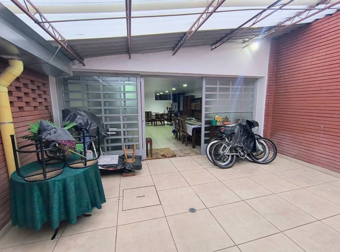 Casa de 5 alcobas en venta en Estoril, Bogotá, 320 m² · foto 8 de 23