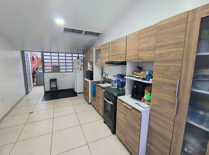Casa de 5 alcobas en venta en Estoril, Bogotá, 320 m² · foto 10 de 23