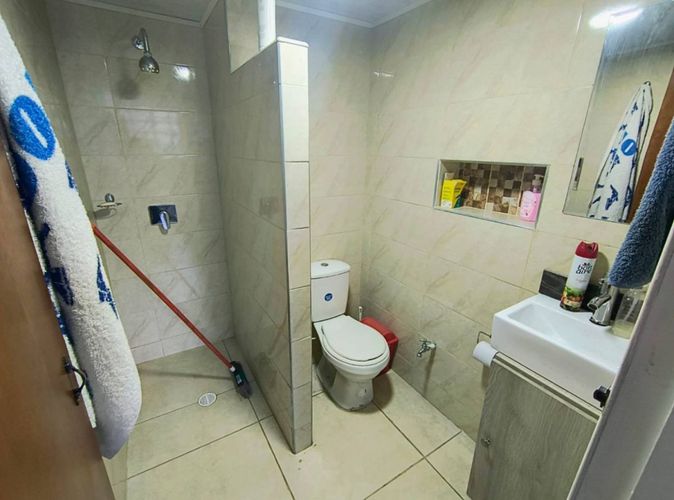 Casa de 5 alcobas en venta en Estoril, Bogotá, 320 m² · foto 13 de 23