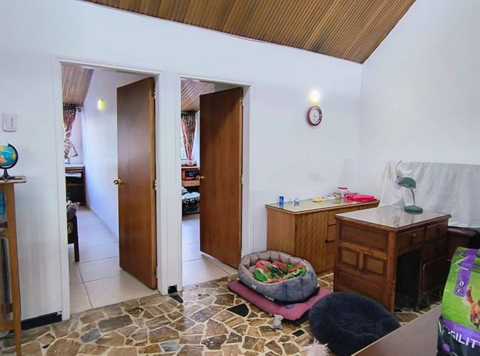Casa de 5 alcobas en venta en Estoril, Bogotá, 320 m² · foto 17 de 23