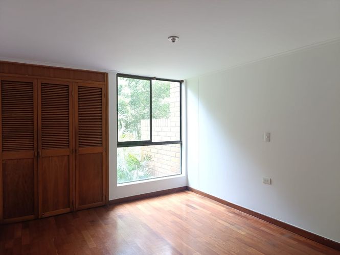 Apartamento de 3 alcobas en venta en El Poblado, Medellín, 198 m² · foto 7 de 20