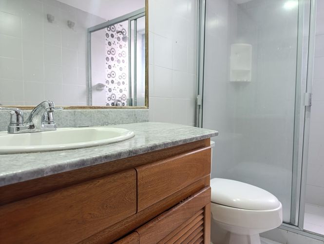 Apartamento de 3 alcobas en venta en El Poblado, Medellín, 198 m² · foto 19 de 20