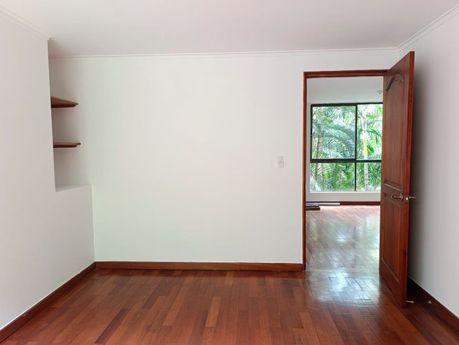 Apartamento de 3 alcobas en venta en El Poblado, Medellín, 198 m² · foto 16 de 20