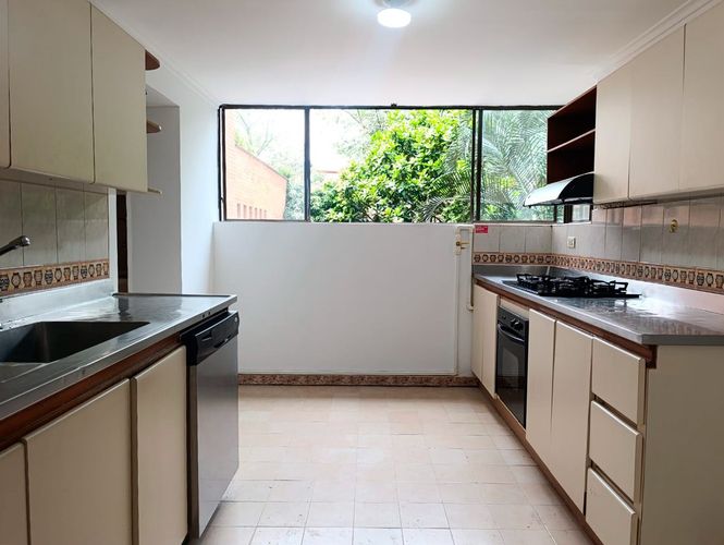 Apartamento de 3 alcobas en venta en El Poblado, Medellín, 198 m² · foto 17 de 20