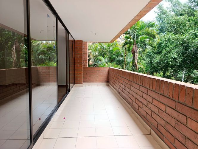 Apartamento de 3 alcobas en venta en El Poblado, Medellín, 198 m² · foto 20 de 20