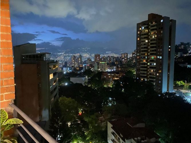 Apartamento de 2 alcobas en venta en Provenza, Medellín, 175 m² · foto 16 de 18