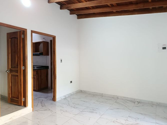 Oficina en arriendo en El Poblado, Medellín, 45 m² · foto 4 de 9